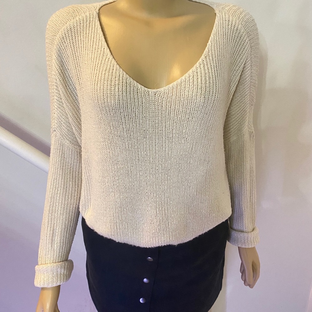H&M Cream Sweater - Picture 3 of 12